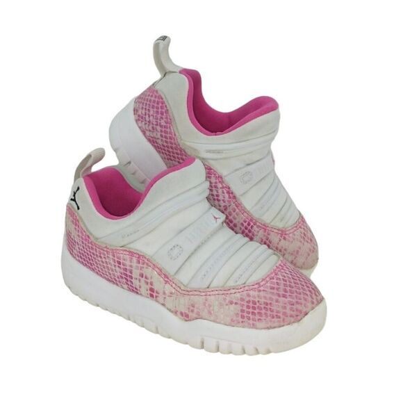 Nike Air Jordan Retro 11 Toddler Pre-owned Pink Snakeskin Sneakers - sz. 6 - Picture 1 of 5